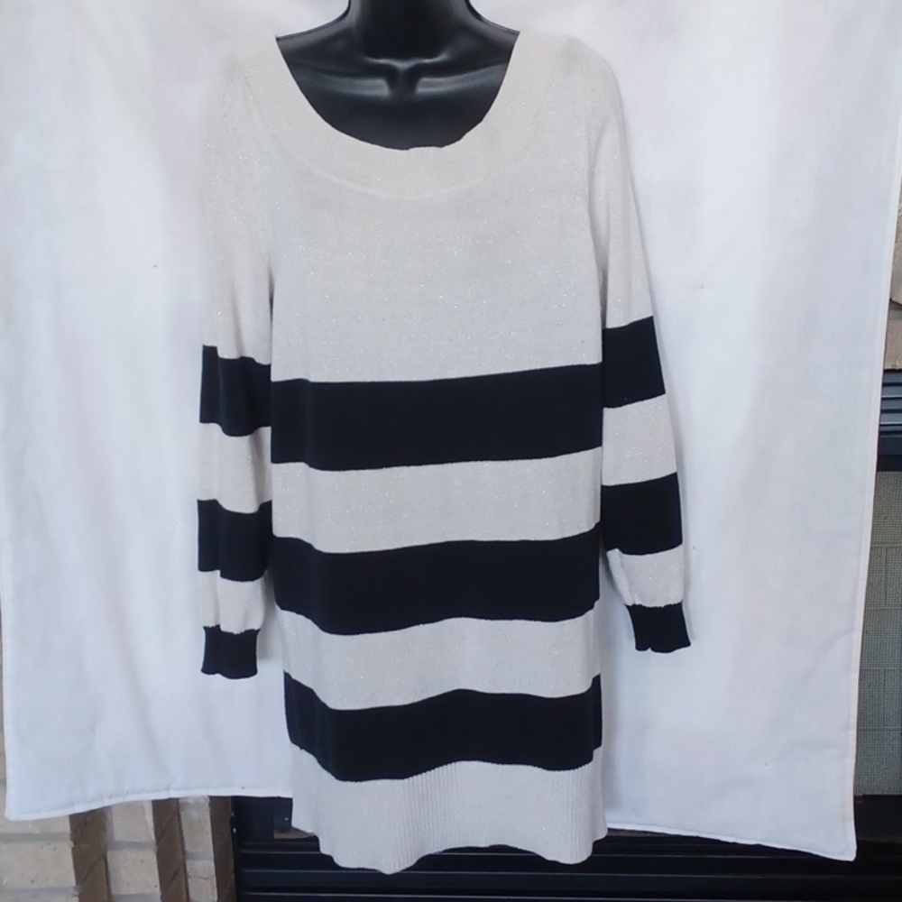 French Connection Sweater dress, ivory black silver sparkly, L